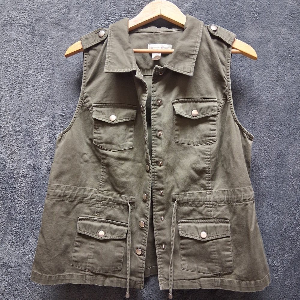 Christopher & Banks Green Vest Sz M